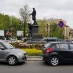 Piata Lahovary, cu restaurantele COS, The Embassy, Avalon, Benihana, Trattoria Romana si altele