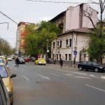 Piata Lahovary, cu restaurantele COS, The Embassy, Avalon, Benihana, Trattoria Romana si altele
