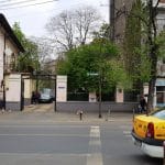 Piata Lahovary, cu restaurantele COS, The Embassy, Avalon, Benihana, Trattoria Romana si altele