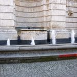 Piata Revolutiei din Bucuresti, cu Restaurantul Medieval Excalibur