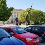 Piata Revolutiei din Bucuresti, cu Restaurantul Medieval Excalibur