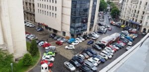 Piata Revolutiei si Ion Campineanu, cu Boutique de Pain si alte restaurante si cafenele