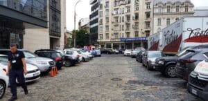 Piata Revolutiei si Ion Campineanu, cu Boutique de Pain si alte restaurante si cafenele
