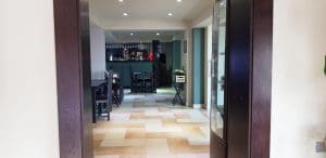 Piccadilly, restaurant international cu terasa in strada Vulturilor din Bucuresti