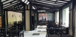 Piccadilly, restaurant international cu terasa in strada Vulturilor din Bucuresti