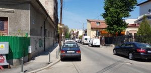 Strada Iancu Capitanu cu Biserica Pantelimon, restaurantele El Torito si Karishma