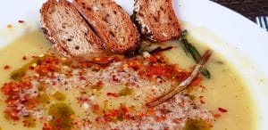 Thalia Victoriei, restaurant popular in zona Buzesti din Bucuresti