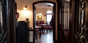 Thalia Victoriei, restaurant popular in zona Buzesti din Bucuresti