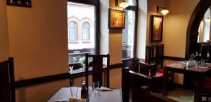 Thalia Victoriei, restaurant popular in zona Buzesti din Bucuresti