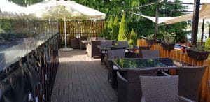 The President, salon de evenimente, restaurant si terasa pe malul Lacului Tei