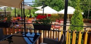 The President, salon de evenimente, restaurant si terasa pe malul Lacului Tei