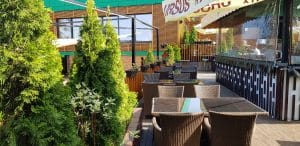 The President, salon de evenimente, restaurant si terasa pe malul Lacului Tei