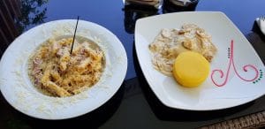 The President, salon de evenimente, restaurant si terasa pe malul Lacului Tei