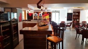 1000 de Chipuri, winebar la Hotelul Caro din Bucuresti