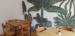 BITE, restaurant boem cu mai multe terase in strada Matasari din Bucuresti