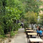 BITE, restaurant boem cu mai multe terase in strada Matasari din Bucuresti