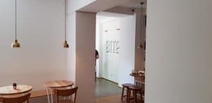 BITE, restaurant boem cu mai multe terase in strada Matasari din Bucuresti