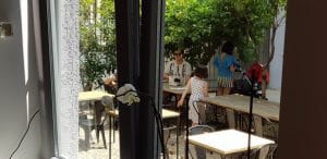 BITE, restaurant boem cu mai multe terase in strada Matasari din Bucuresti