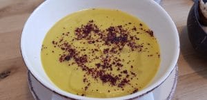 BITE, restaurant boem cu mai multe terase in strada Matasari din Bucuresti