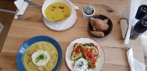 BITE, restaurant boem cu mai multe terase in strada Matasari din Bucuresti