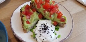 BITE, restaurant boem cu mai multe terase in strada Matasari din Bucuresti