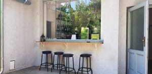 BITE, restaurant boem cu mai multe terase in strada Matasari din Bucuresti