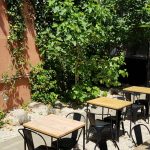 BITE, restaurant boem cu mai multe terase in strada Matasari din Bucuresti
