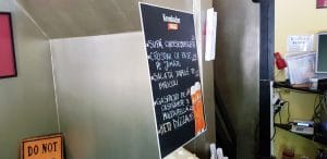 Masa Casa, un foarte mic bistrou langa Biserica Precupetii Vechi