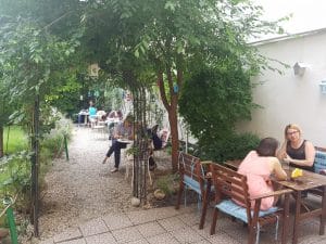 Green Tea, ceainarie boema in zona Pietei Traian din Bucuresti