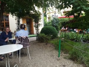 Green Tea, ceainarie boema in zona Pietei Traian din Bucuresti