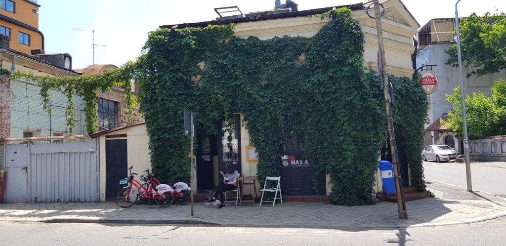 Masa Casa, mic restaurant langa Biserica Precupetii Vechi din Bucuresti
