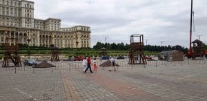 Piata Constitutiei din Bucuresti, cu restaurantele Haute Pepper si Social 1