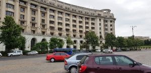 Piata Constitutiei din Bucuresti, cu restaurantele Haute Pepper si Social 1