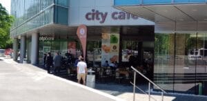 Piata Presei Libere vazuta de la City Cafe si de sus, de la 18 Lounge by The Embassy