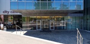 Piata Presei Libere vazuta de la City Cafe si de sus, de la 18 Lounge by The Embassy