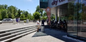 Piata Presei Libere vazuta de la City Cafe si de sus, de la 18 Lounge by The Embassy