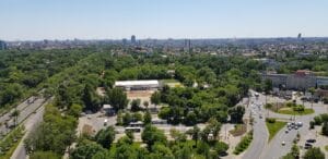 Piata Presei Libere vazuta de la City Cafe si de sus, de la 18 Lounge by The Embassy