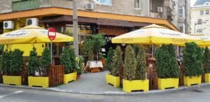 Strada Ion Brezoianu in Centrul Istoric, cu Energiea, Paine si Vin, Origo si altele