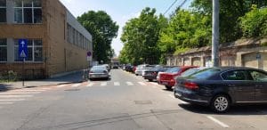 Strada Ion Neculce din Bucuresti, cu restaurantul Gastronomika