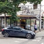 Strada Mihail Eminescu pe la Tunari, cu Trattoria Julya si bistroul Mon Paris