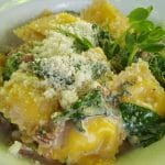 Suento by Gram, bistrou cu gradina boema in strada Toamnei