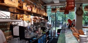ARC Bakery, bistrou, patiserie si brutarie la Arcul de Triumf