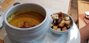 ARC Bakery, bistrou, patiserie si brutarie la Arcul de Triumf