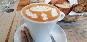 ARC Bakery, bistrou, patiserie si brutarie la Arcul de Triumf