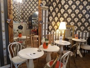 Bernschutz & Co, ceainarie boema in Bucuresti, pe strada Eremia Grigorescu