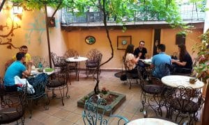 Bohemia Tea House, ceainarie boema langa Conservatorul din Bucuresti