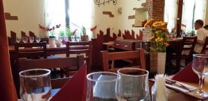 Casa Jienilor din strada Fainari, restaurant traditional romanesc