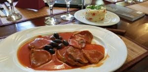 Casa Jienilor din strada Fainari, restaurant traditional romanesc