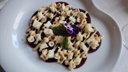 Cină cu femei frumoase la Savart Restocracy