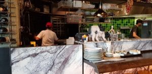 Flying Pig, restaurant de carne in Barbu Vacarescu, langa Promenada Mall